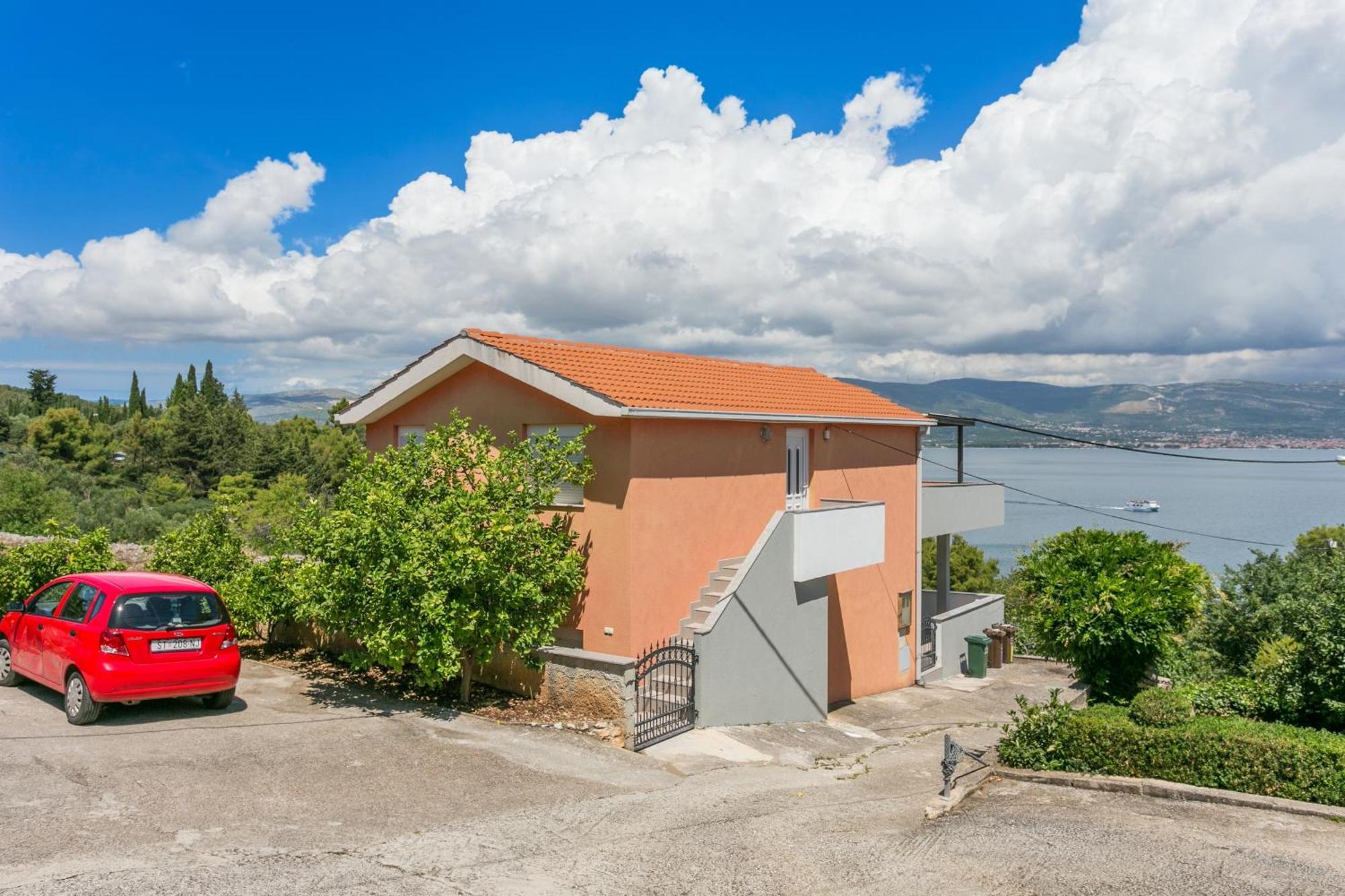 Apartments By The Sea Slatine, Ciovo - 11126 Exteriör bild